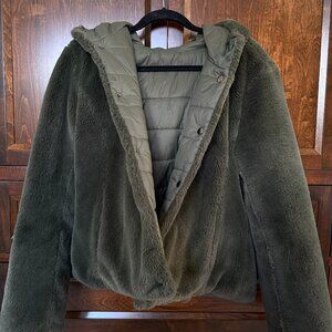 Reversible Dark Green Fur Puffer Guess Jacket